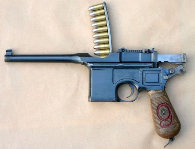 Παρουσίαση του κλασικού πιστολιού Mauser C96! (βίντεο)